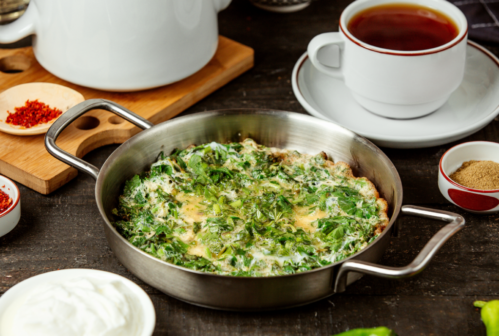 Shakshuka verde – Rețetă sănătoasă, la buget redus, pe care TREBUIE să o încerci!